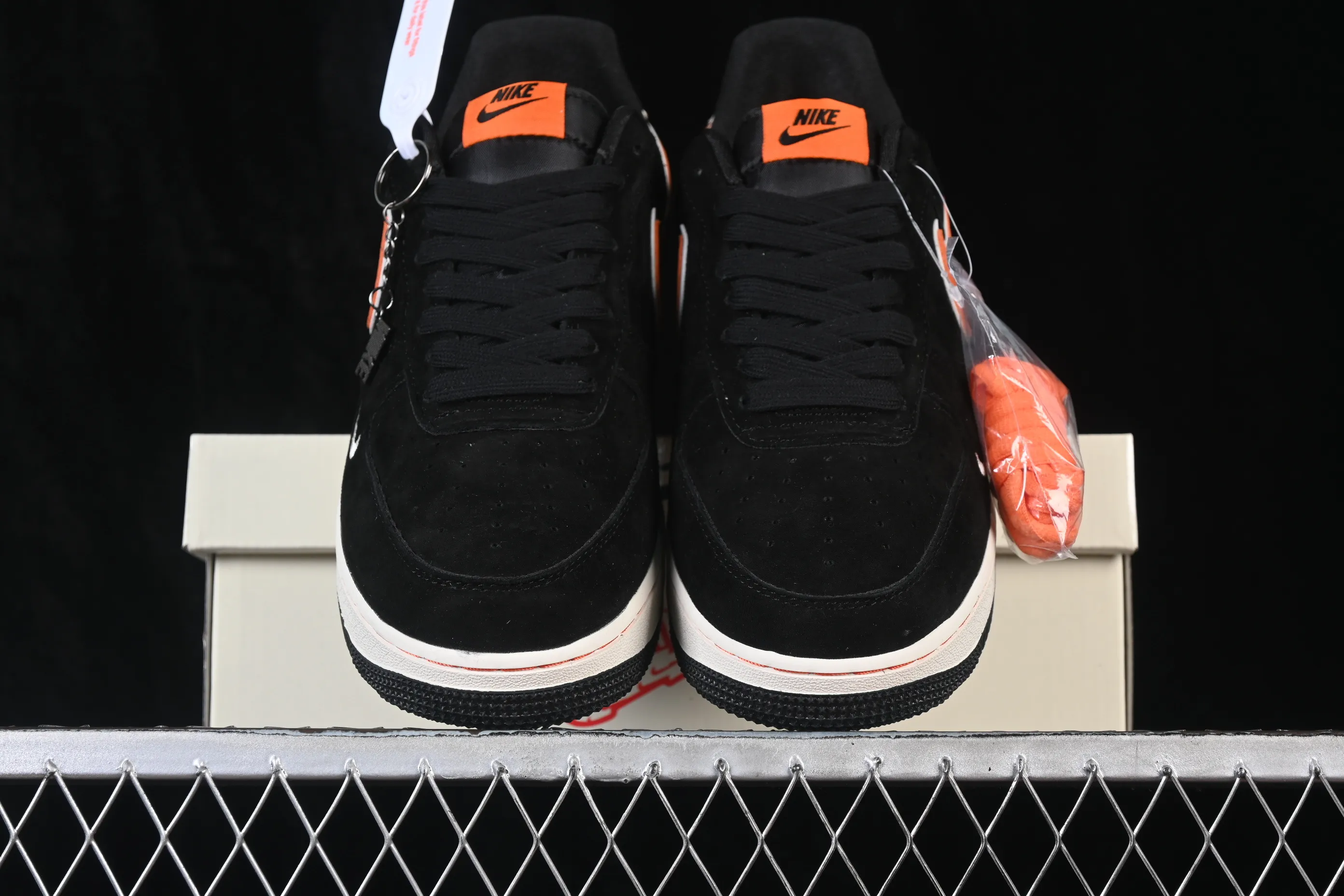 All Categories Nk Air Force 1 Air Force Series Nk Air Force 1 Low Air Force Low Nike Air Force 1'07 Low Black Orange Trend Air Force One Low Casual Shoes FV3694-107